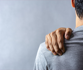 Ποιο σύνδρομο αποτελεί τη συχνότερη αιτία πόνου στον ώμο;